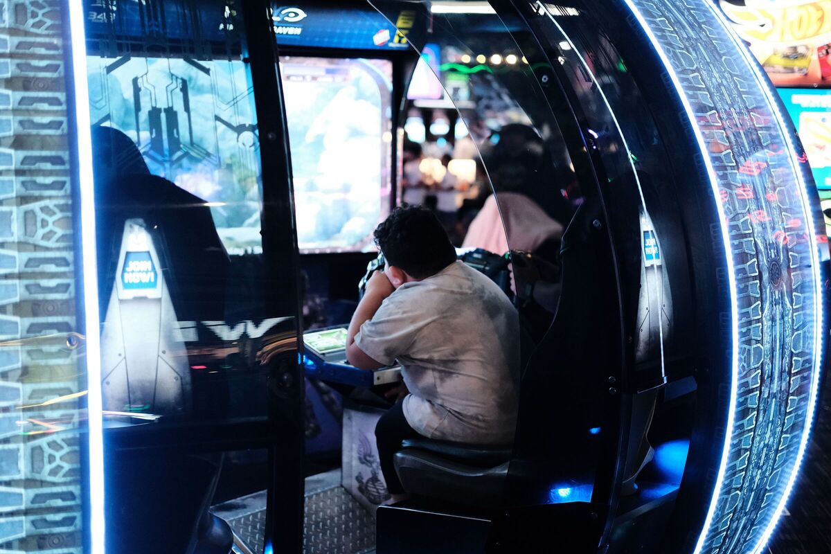 The Pod — Great Mall, Milpitas, CA, 2022. Shot on Fujifilm X-Pro3.