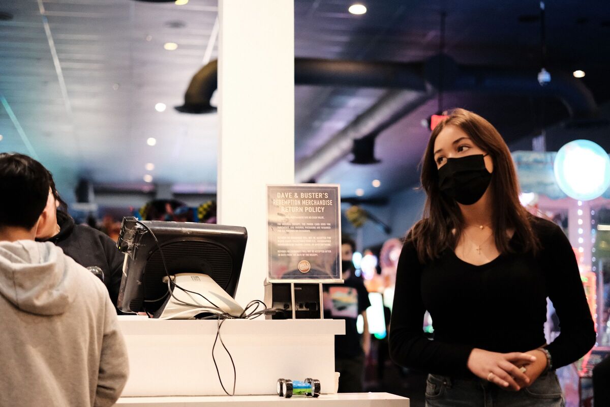Waiting in Line — Great Mall, Milpitas, CA, 2022. Shot on Fujifilm X-Pro3.